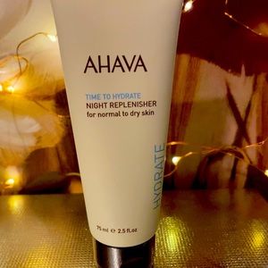 Ahava
Purifying Mud Mask